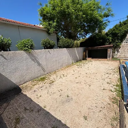 Apartment Unique Zen Et Detente Dans Avec Piscine Tres Bien Place *