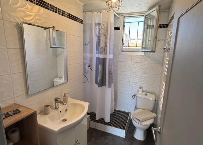 Unique Zen Et Detente Dans Avec Piscine Tres Bien Place Apartment *